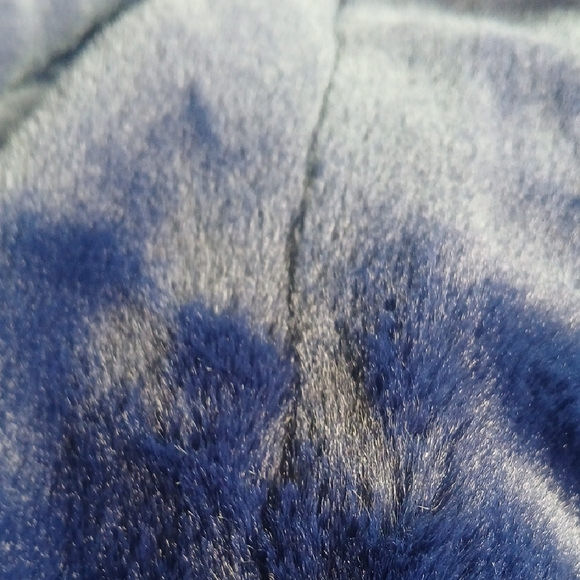 Navy Quilted Women's Jacket With Rose Gold Hardware - Picture 12 of 13